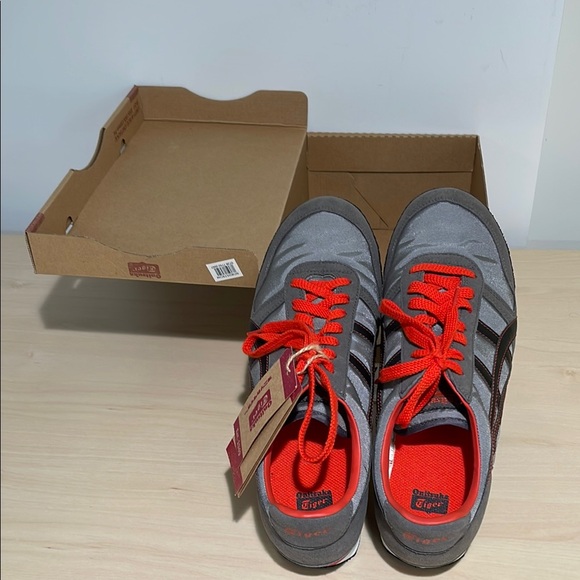 Onitsuka Tiger Grey and Orange - Picture 3 of 9